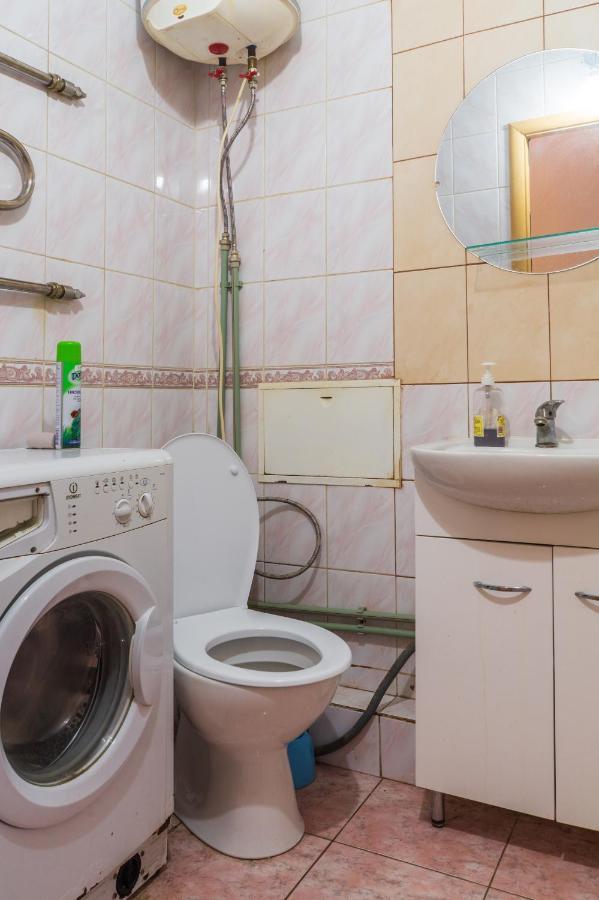 1 Комнатная Квартира По Улице Предславинская, 12 Kyiv Exterior foto